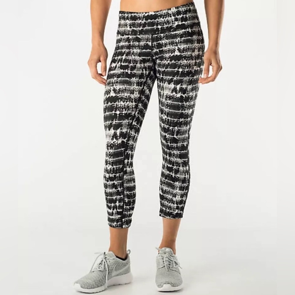 NIKE Epic Viper Print Running Crop Tights